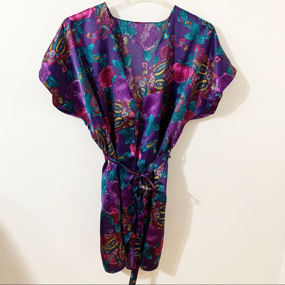 Unbranded Kimono Like Silky Floral Paisley Patterned Bathrobe Self Tie Belt 🟪🩷